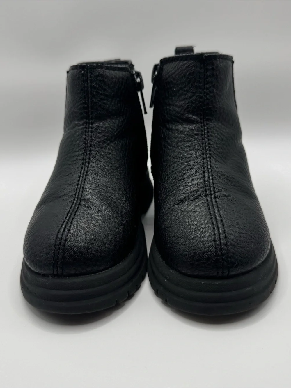 OshKosh B'gosh Toddler Girl 5M Black Zipper Boots Kidcore Casual Moto Neutral